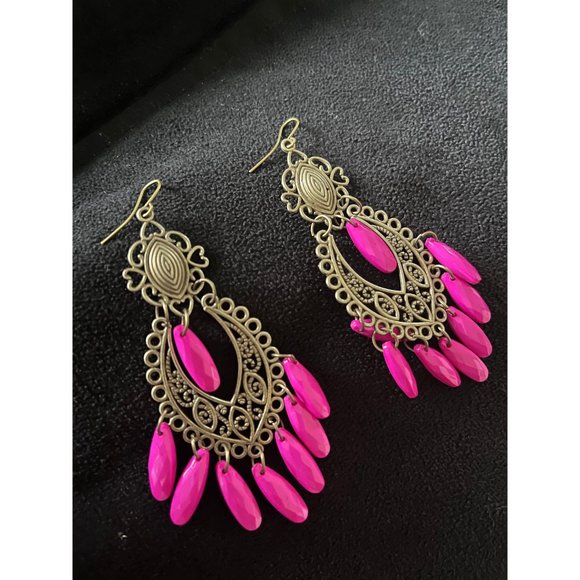 Large pink earrings fuchsia chandelier acrylic chunky hot pink big boho bohemian - Picture 4 of 5